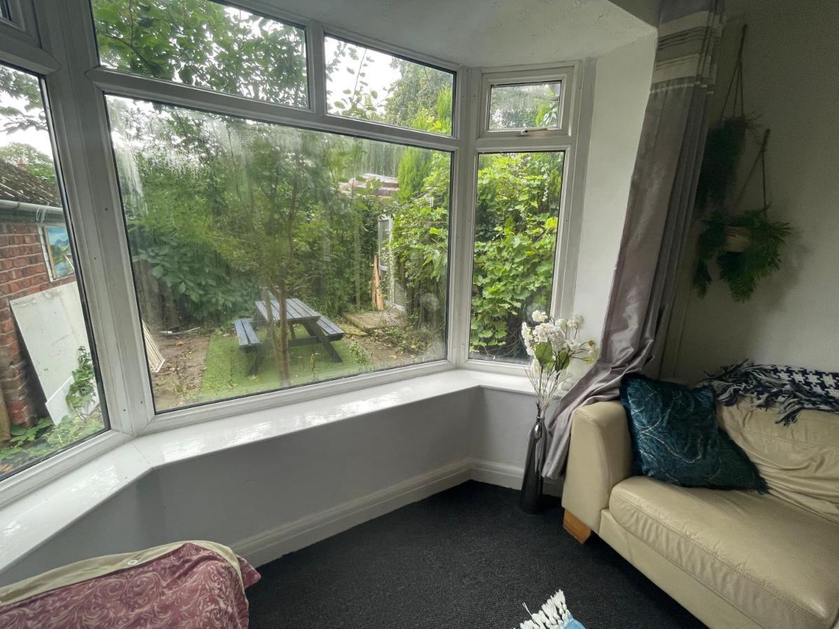 Private Studio Flat Great Location In Appartement Manchester