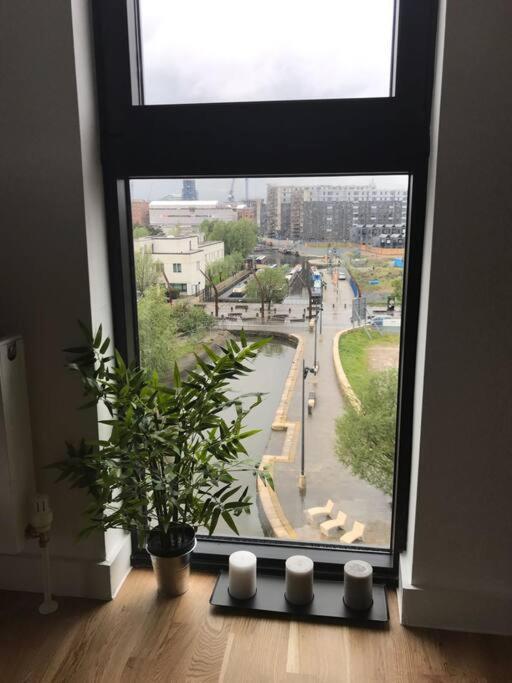 Appartement Superhost - Beautiful Canal Facing Manchester