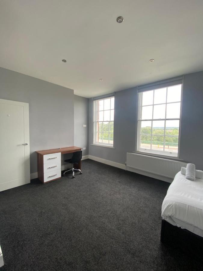 Extra Large 6 Bed 7 Bath Townhouse In Holiday home
