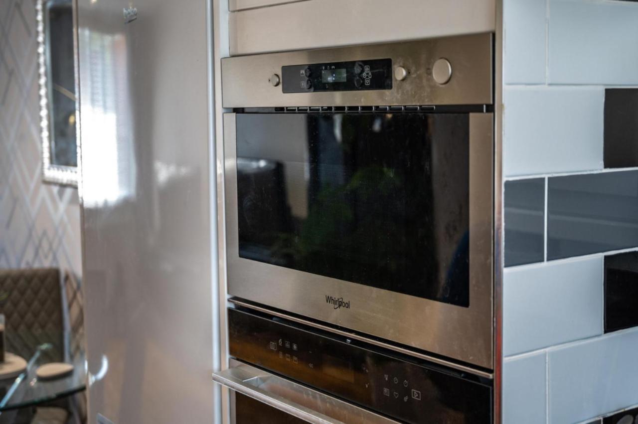 Stunning 1bd Flat Close To Centre Appartement