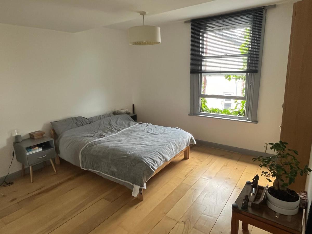 3-bedroom With Free Parking In Chorlton Holiday home