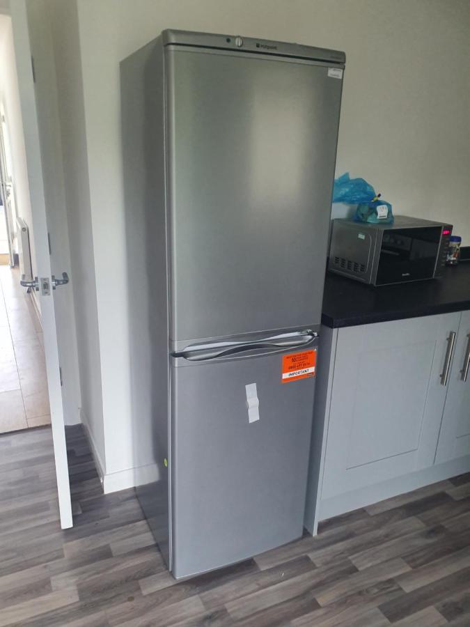 4 Bedroom Home Nr Ashton U Lyne Sleeps 7 In Comfort