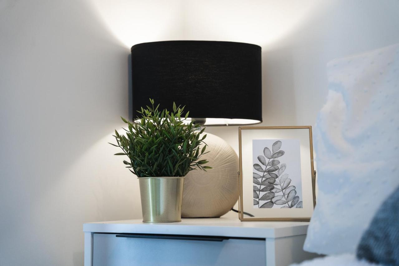 Modern 1-bed - Centre - Free Wi-fi - New -