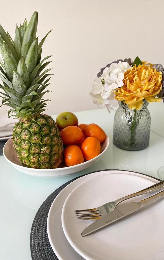 Cosy Cheerful 2 Bedrooms Near Piccadilly, Etihad Stadium Sleeps Up To 5 *