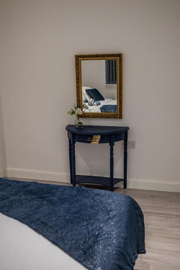 Bv Comfy Spacious 3 Bedroom House At Tatton Street Apartment *