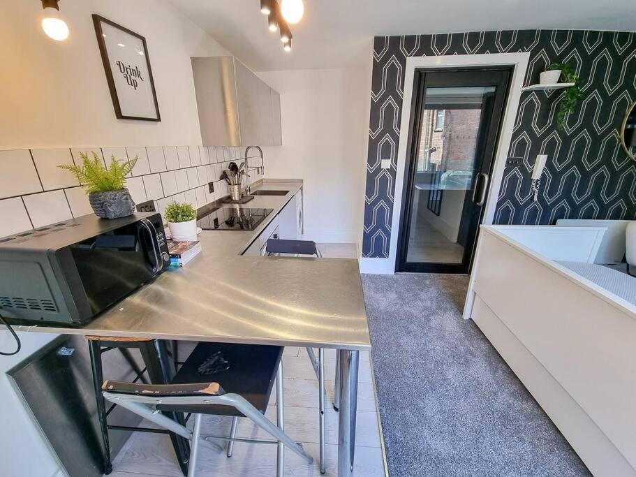 Apartment Super 1 Bedroom In The Heart Of Mcr *