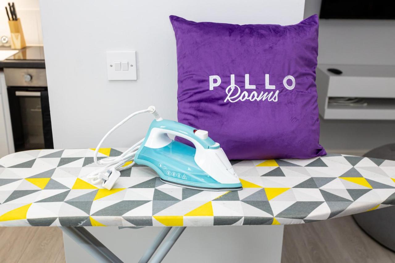 Pillo Serviced - Trafford Manchester