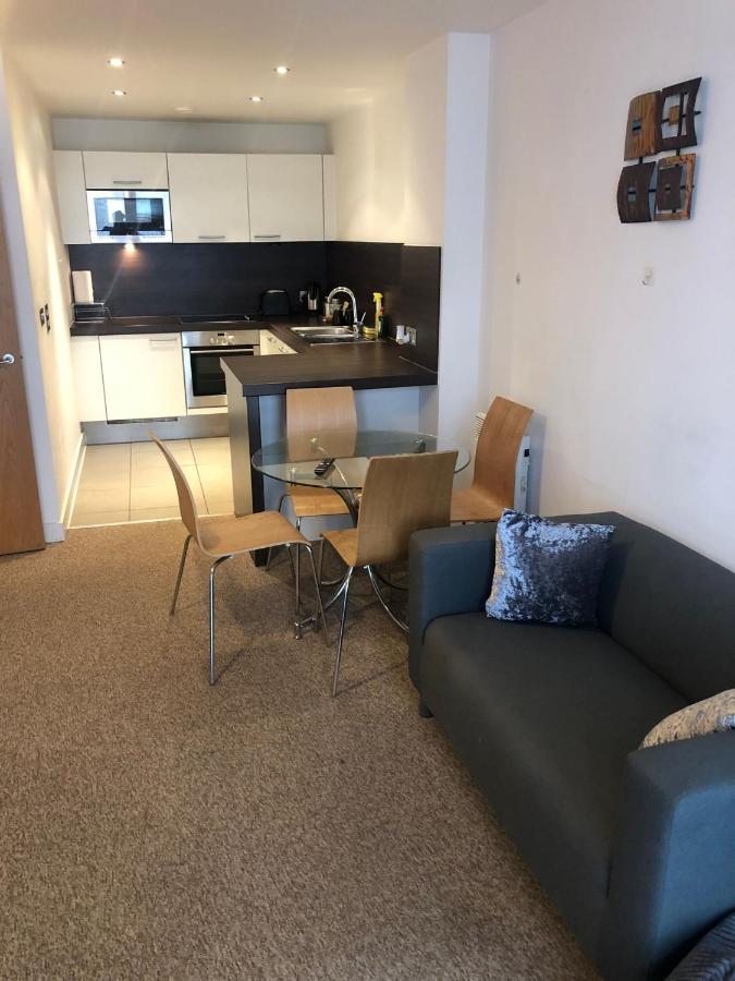 Apartment Lovely Serviced 2min 2 City Center Manchester