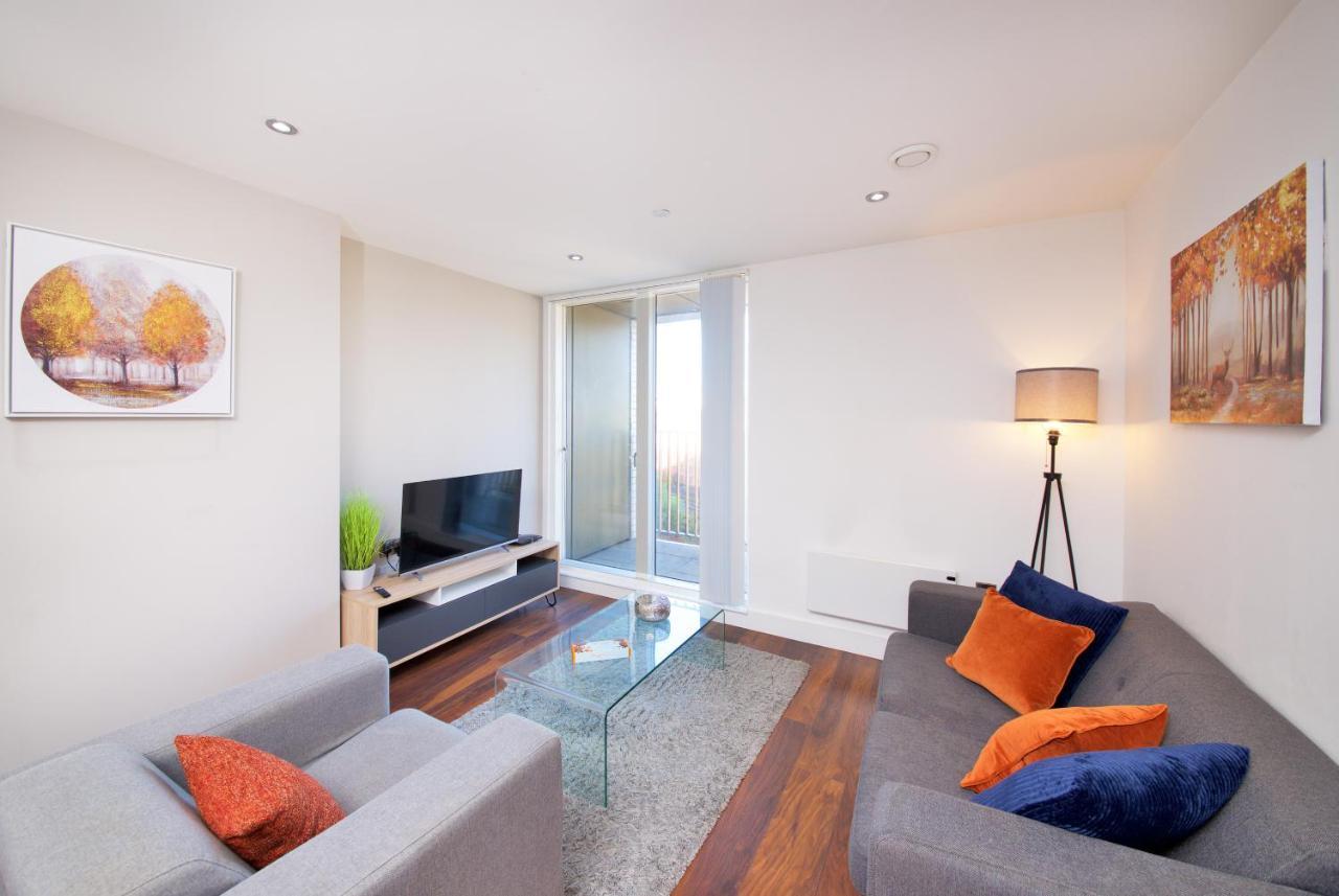 Modern 2 Bed & 2 Bath City Centre Appartement