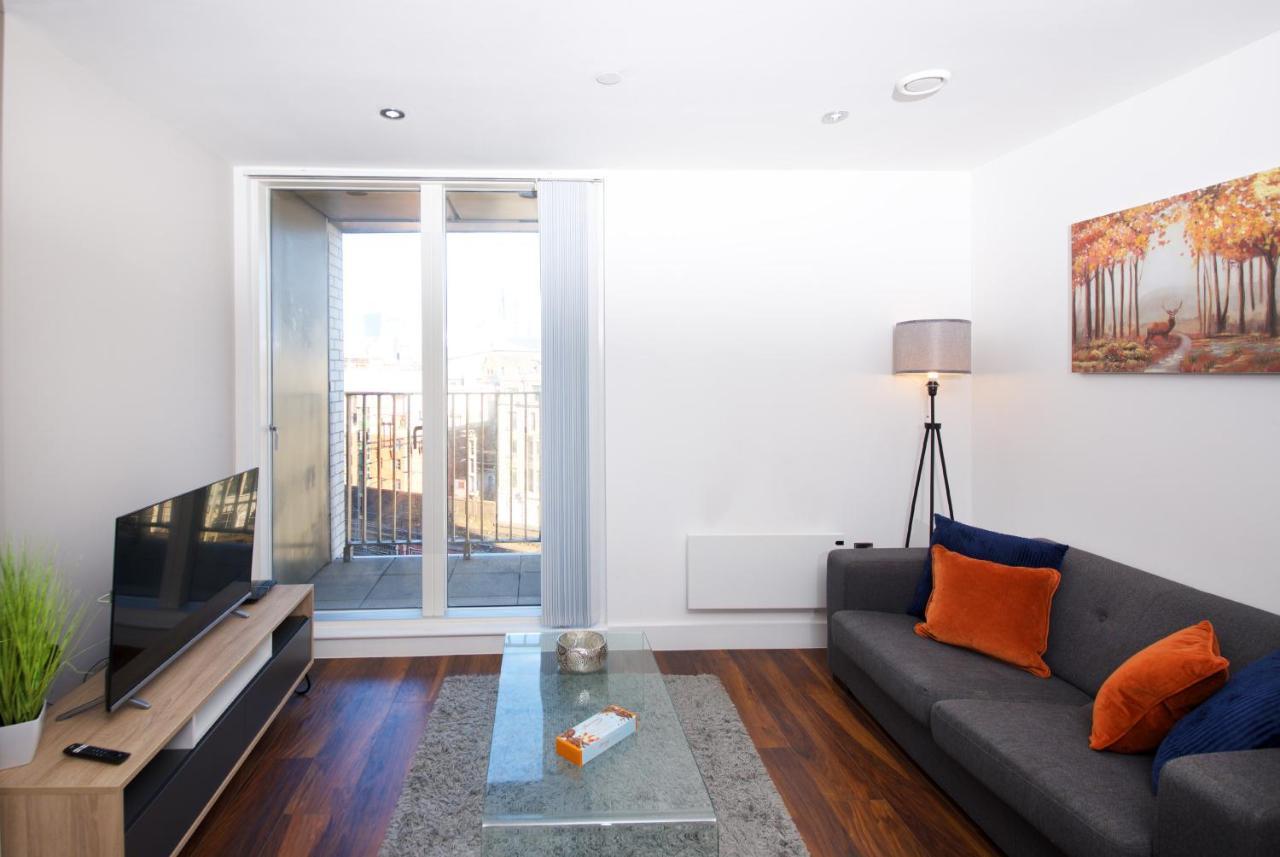 Modern 2 Bed & 2 Bath City Centre * Manchester
