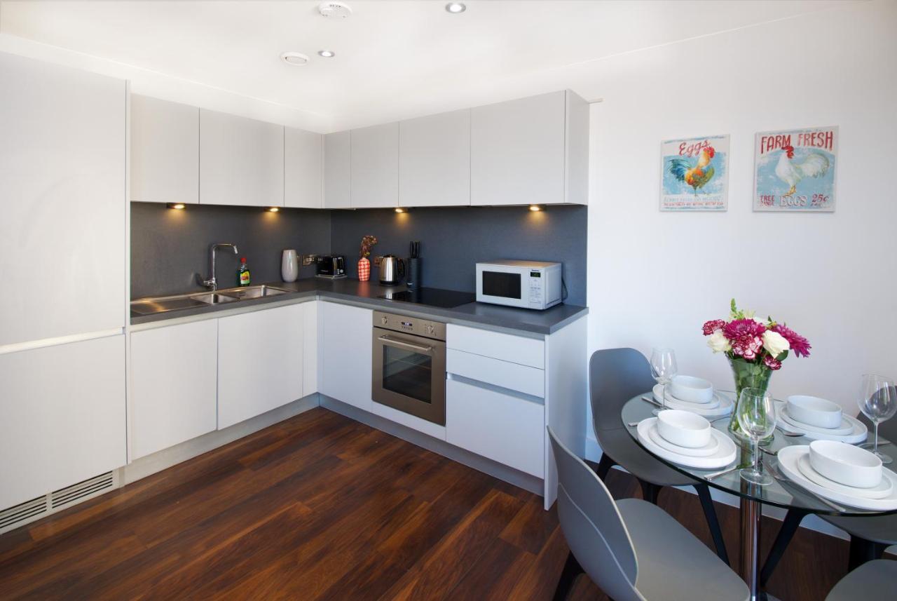 Modern 2 Bed & 2 Bath City Centre *