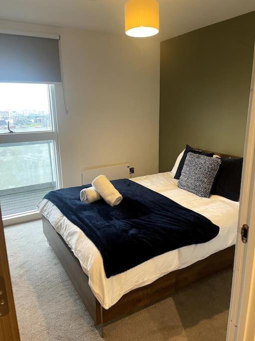 Lovely 2-bedroom With Balcony Apartment Manchester