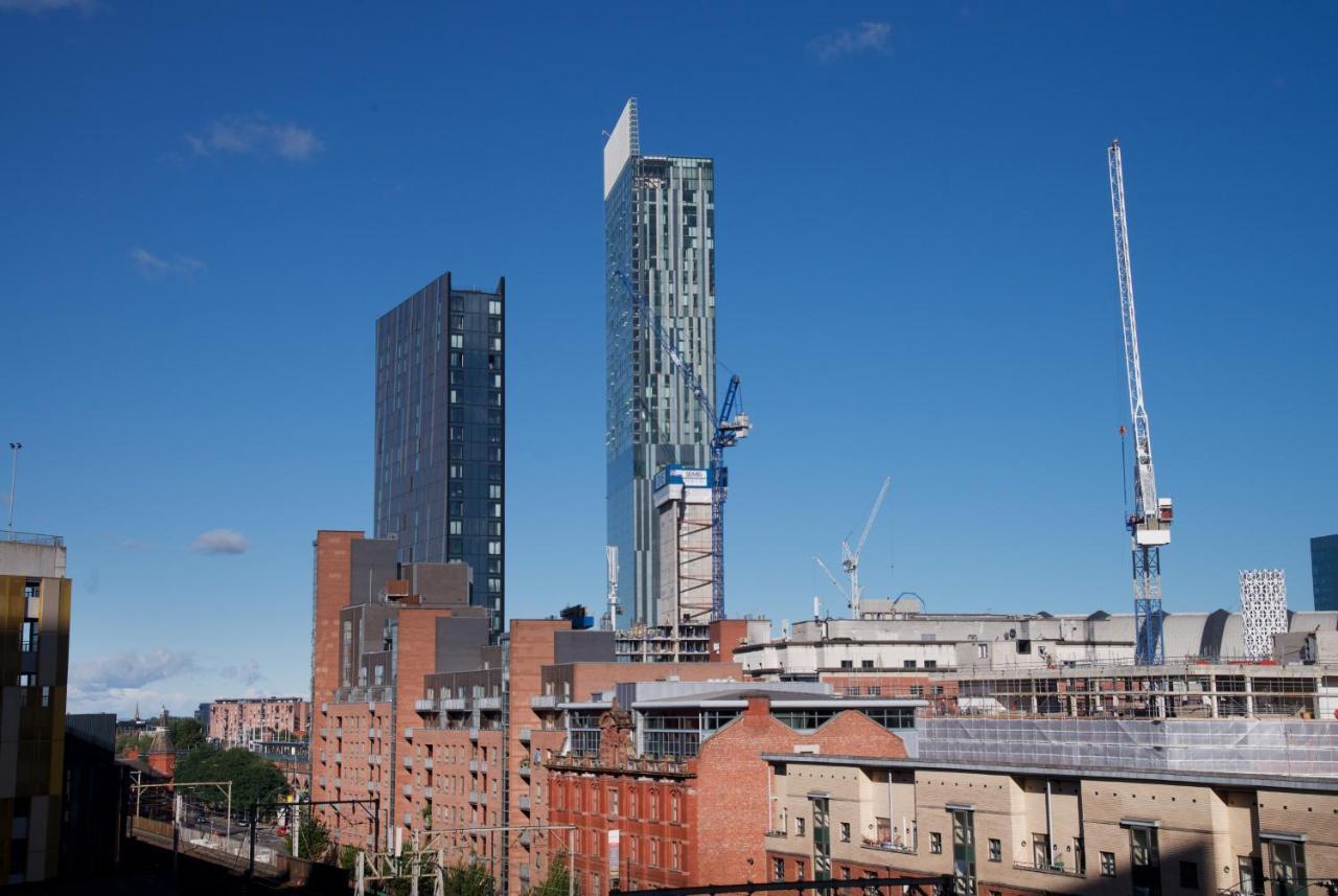 Modern 2 Bed & 2 Bath City Centre *