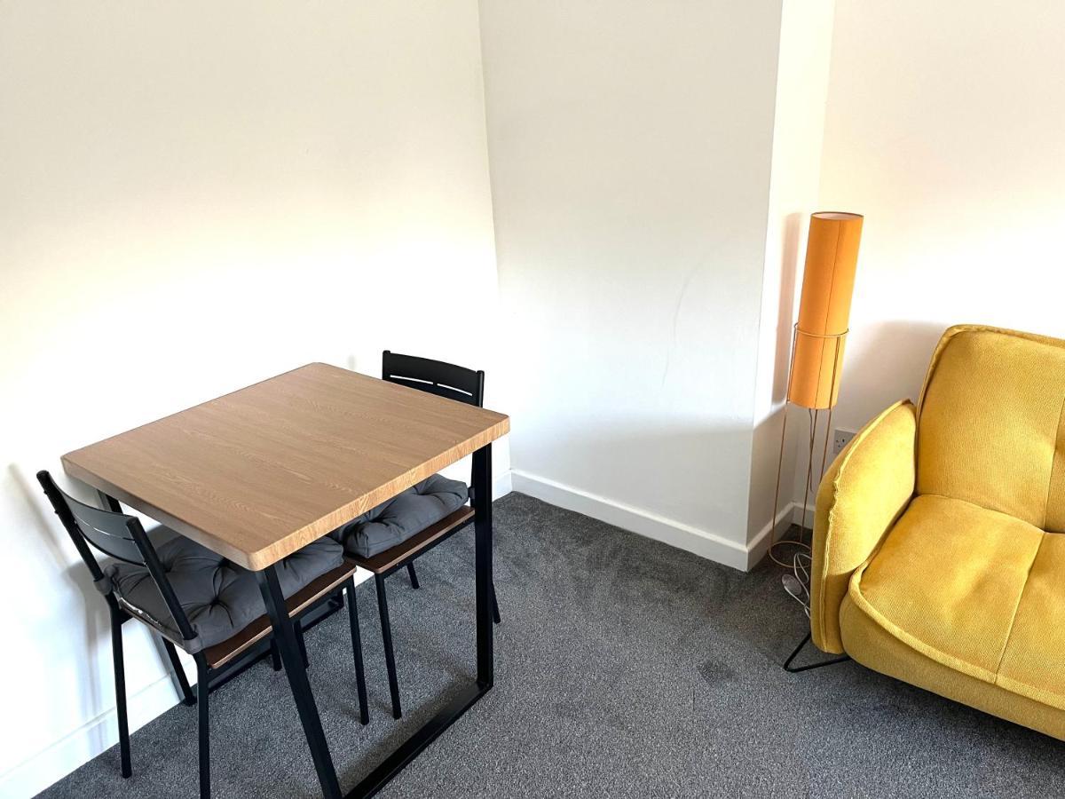 Appartement Recently Refurbished 15 Mins From Centre Manchester