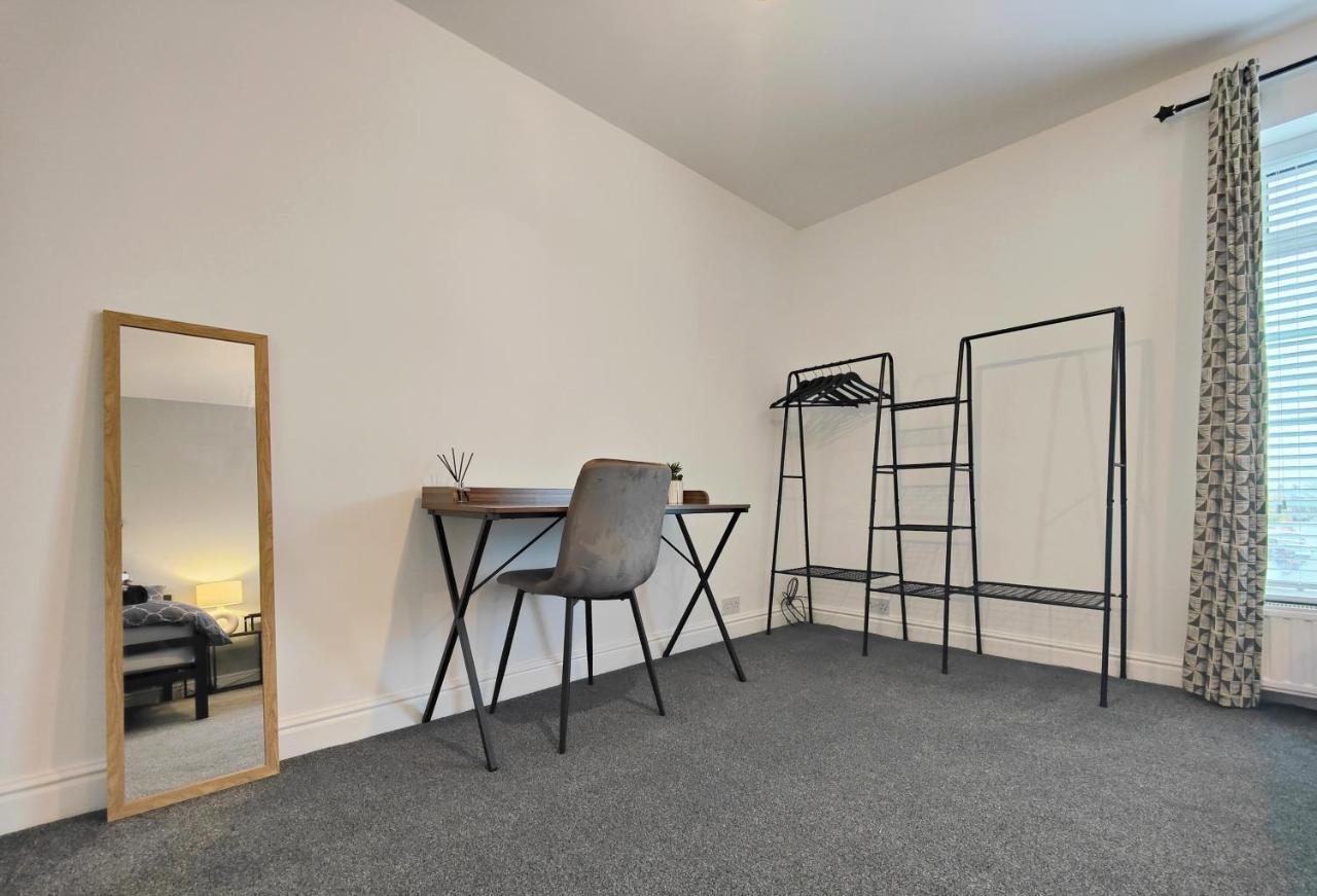 Stott House - Bright Spacious Townhouse 15 Minutes To Central With Free Parking Vakantiehuis *