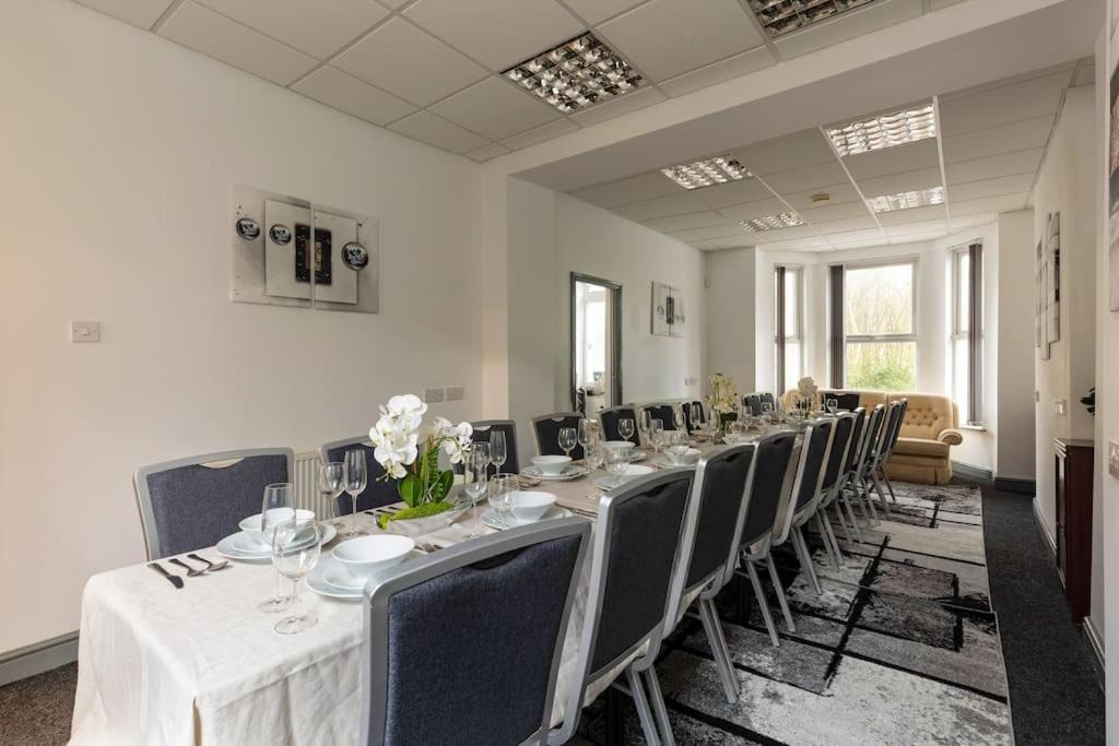 Midwood Villa Manchester