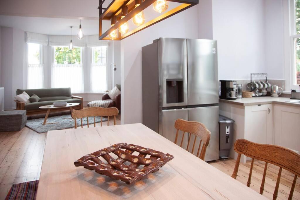 Appartement 3 Bath Contemporary Victorian Near Attractions Manchester