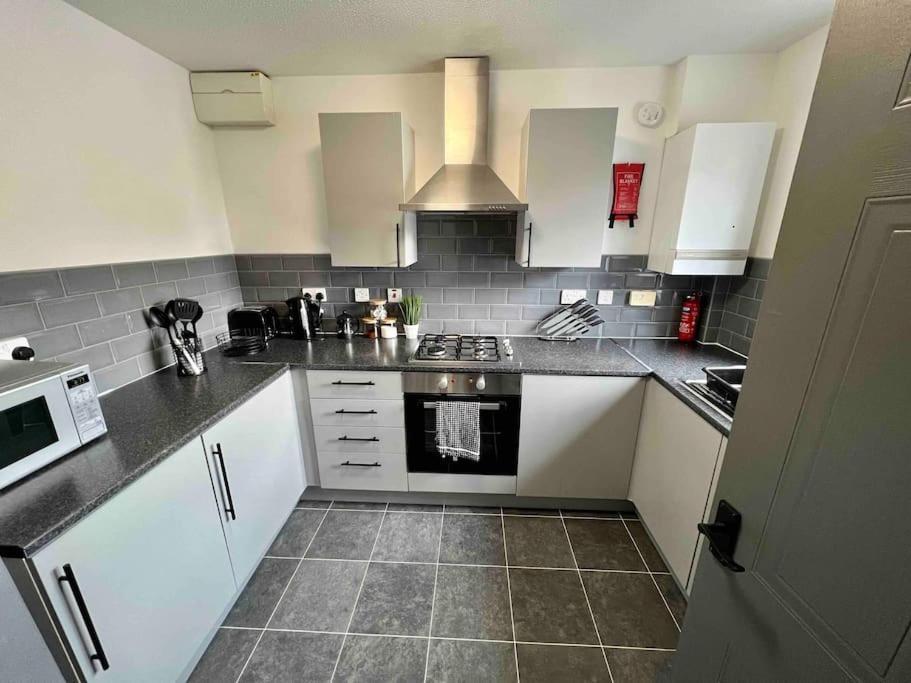 3 Bedroom House With Parking