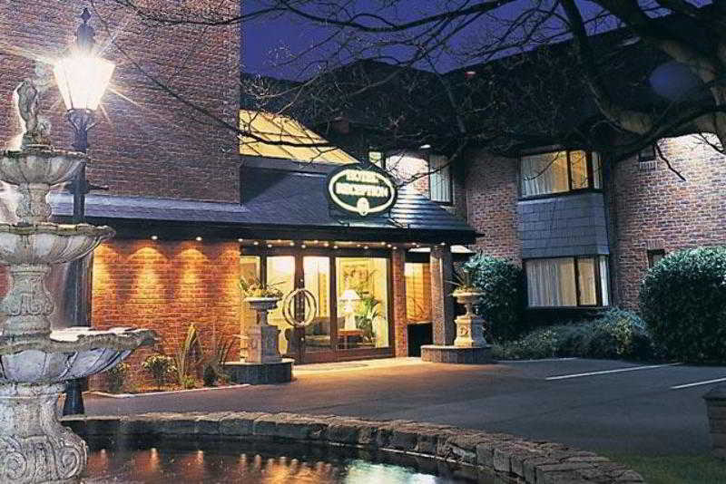 Holiday - - Oldham By Ihg