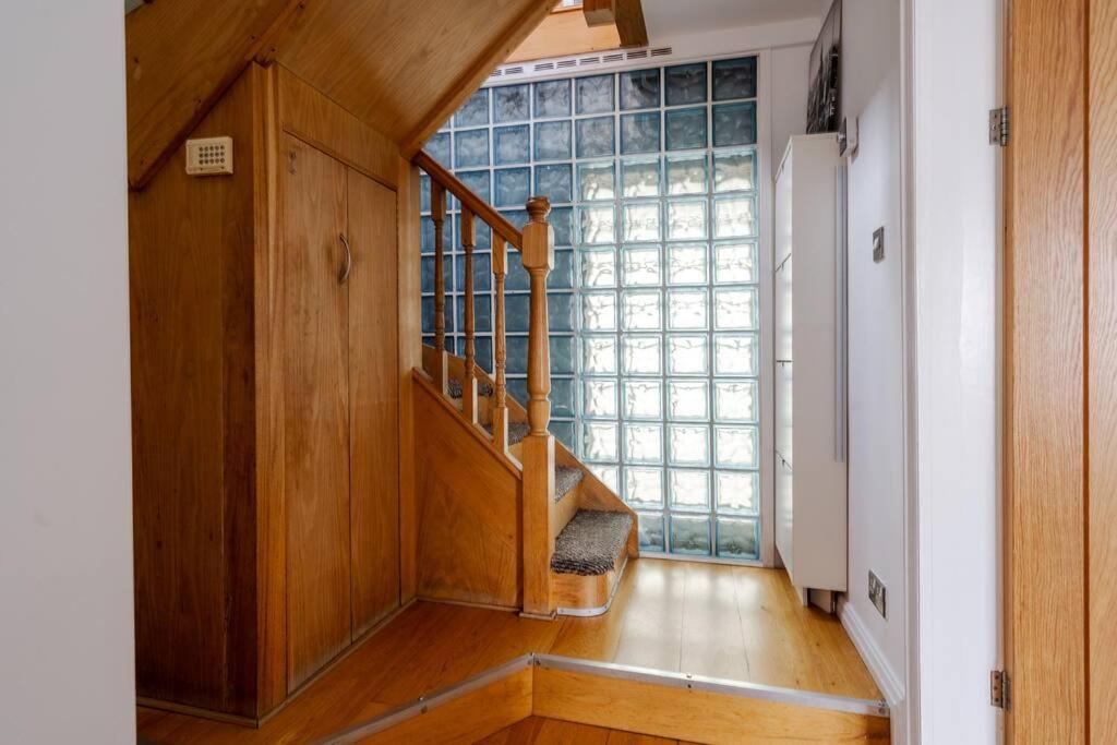 Cressingham House Holiday home *