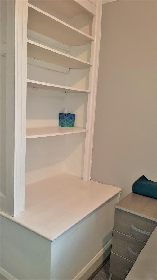 Single Bedroom In Withington M20 1 Single Bed, Rm4 Bed & Breakfast