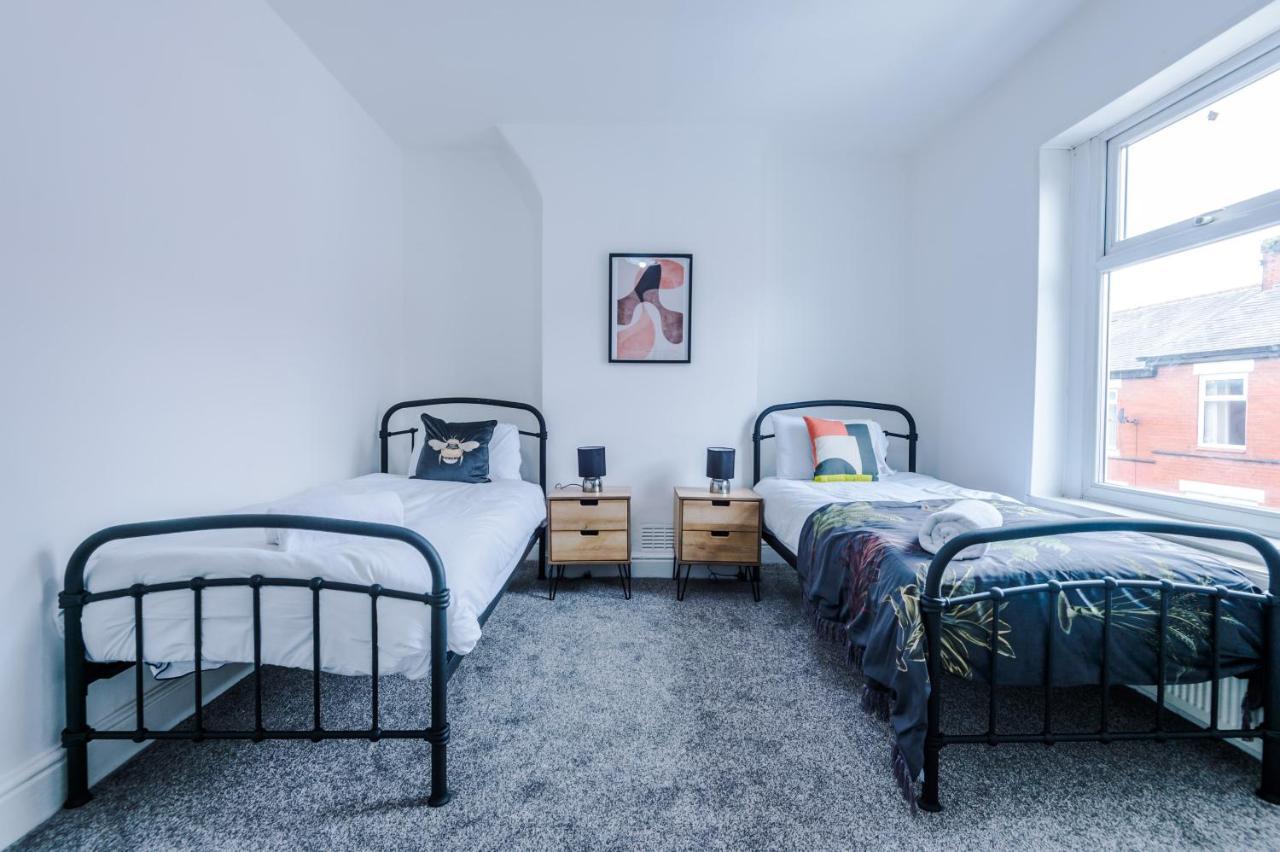 Three Bedroom With Free Parking