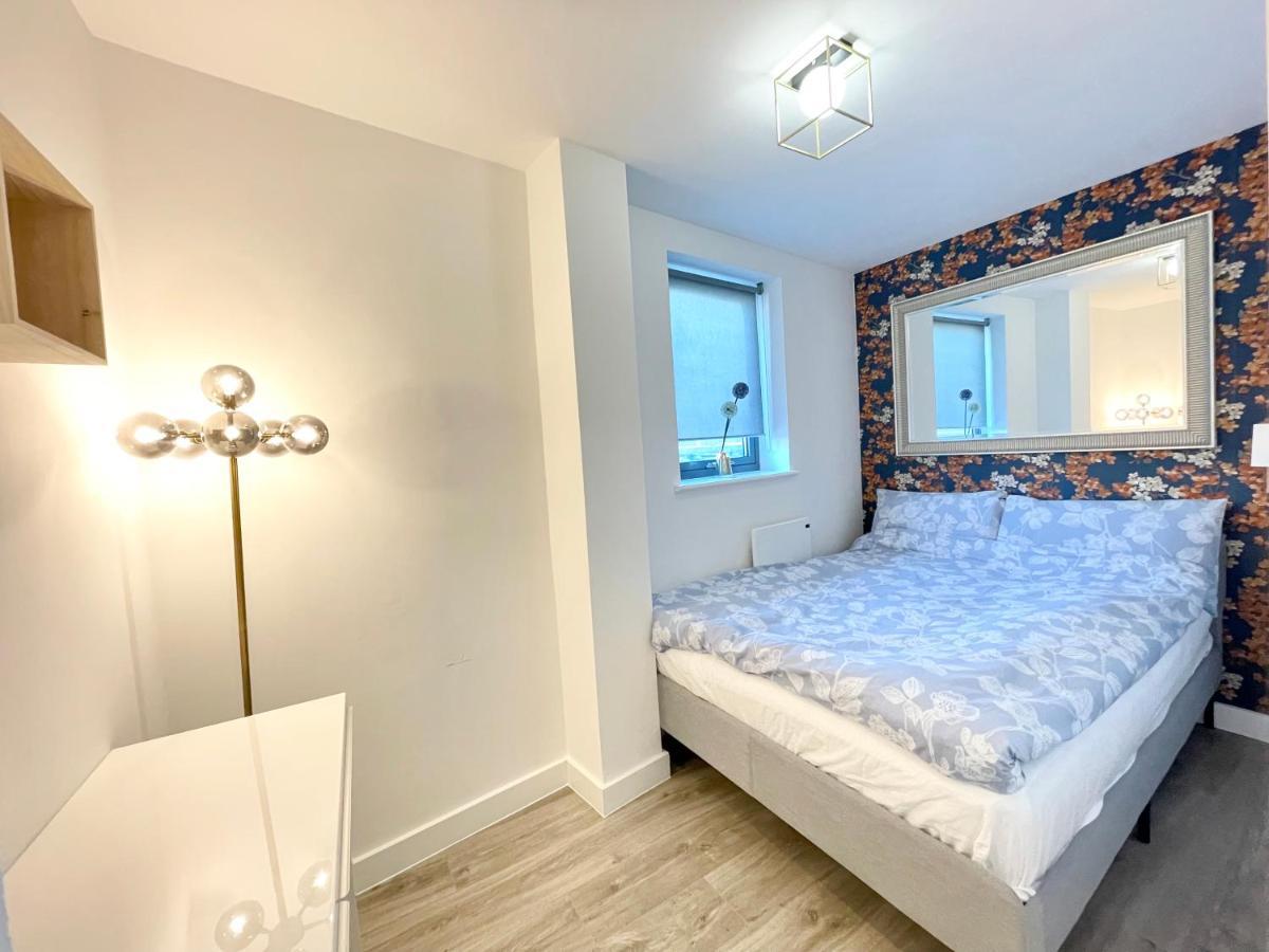 Appartement Centre, Floor Apartment, Two Balconies