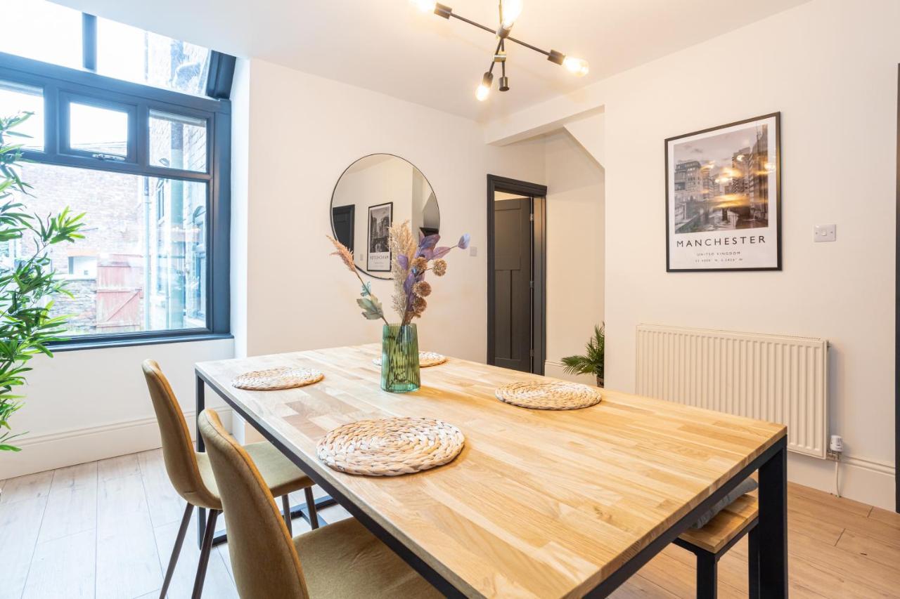 Stunning Scandi 3 Bed House In Manchester-parking Holiday home *