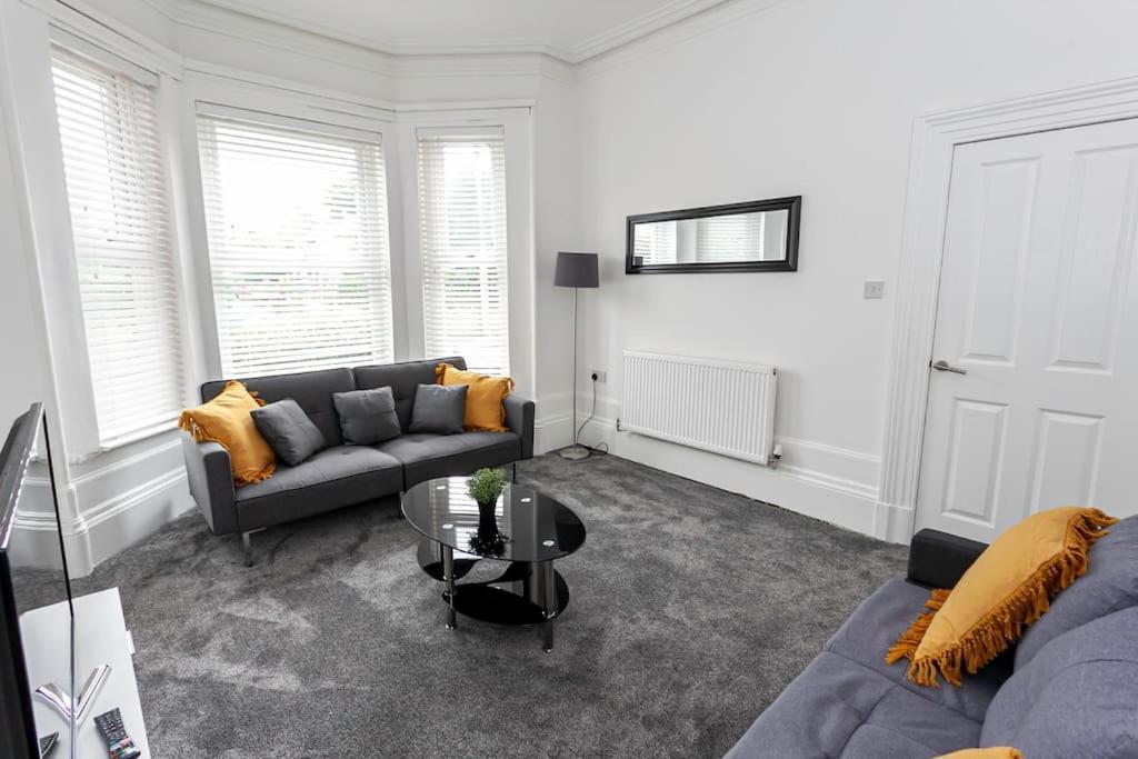 Spacious Comfortable House Close To Etihad+parking * Manchester