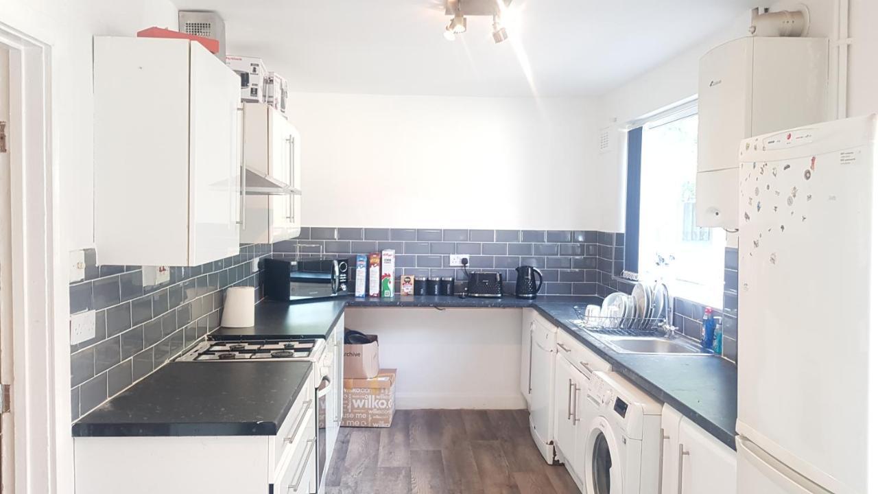 Bed & Breakfast Single Bedroom In Withington M20 1 Single Bed, Rm4 Manchester