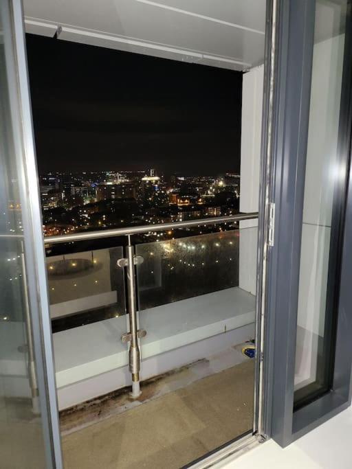 Beautiful 2 Bedroom Salford Quays Appartement *