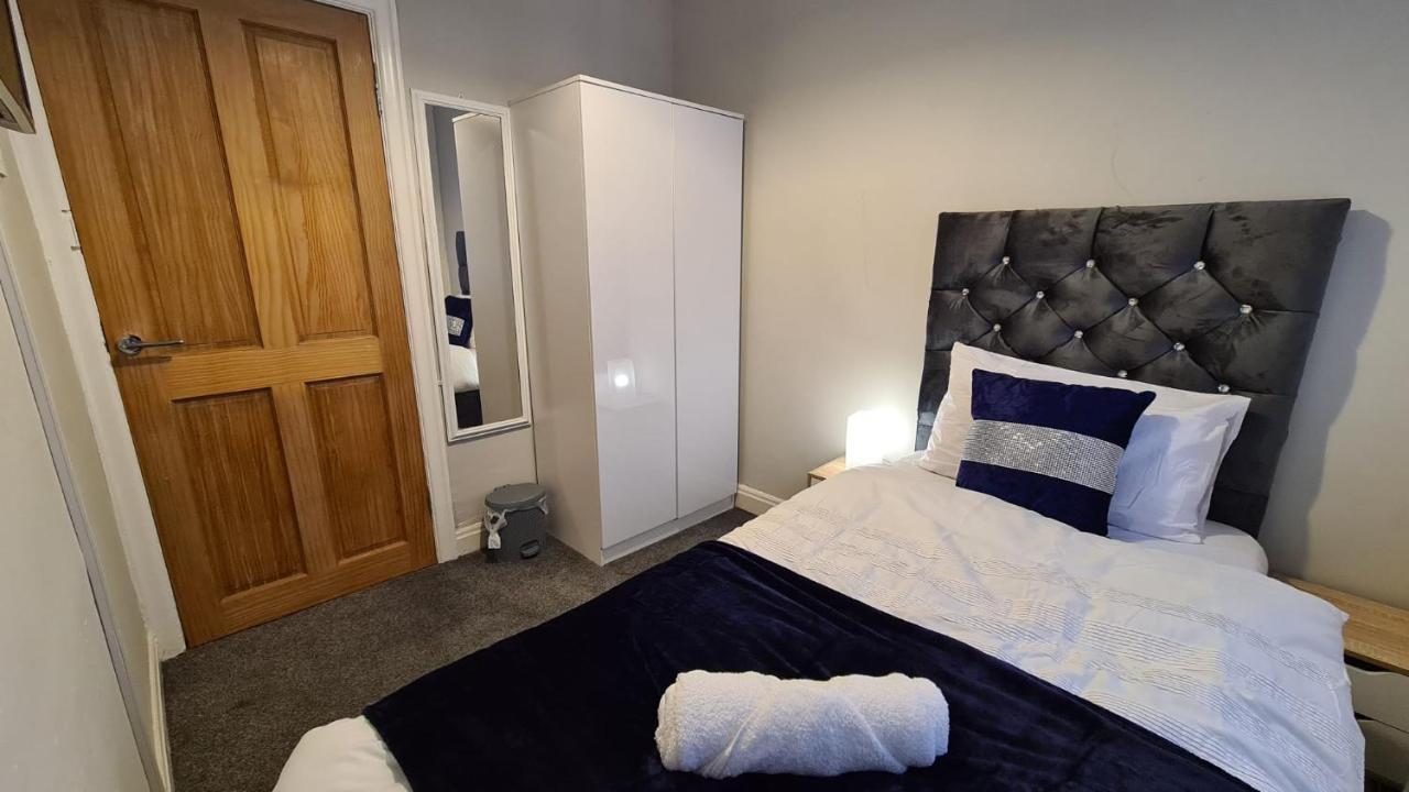 Stunning Home. Free Parking. * Manchester