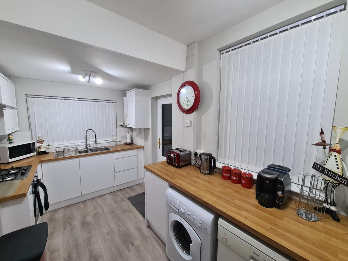 Holiday home Stunning Home. Free Parking. *