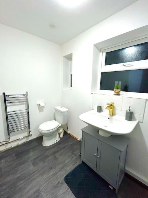 Appartement In Levenshulme, *