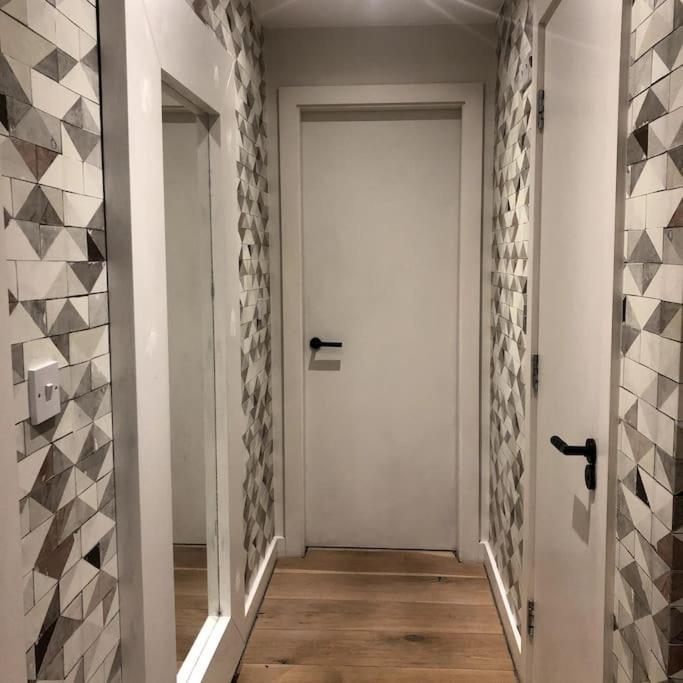Appartement 3 Bedroom Penthouse *