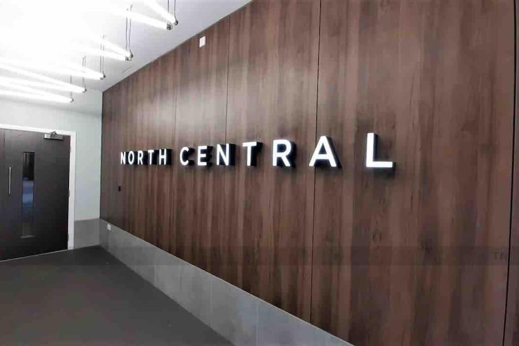 Stylish 2 Bedroom Centre Appartement *