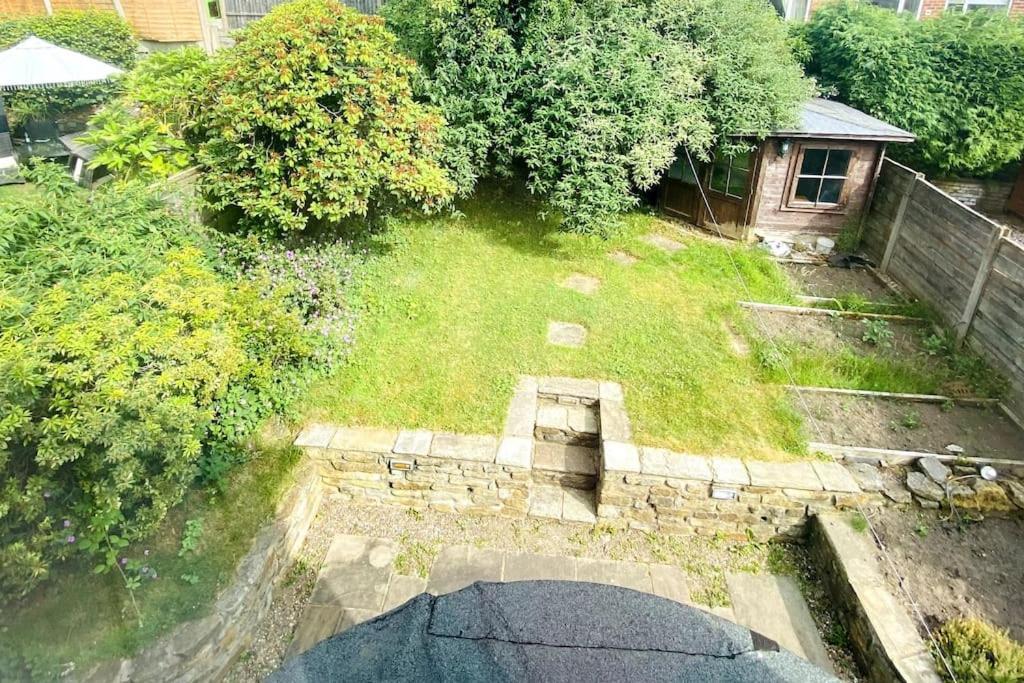 Holiday home Prestwich Garden Retreat: Manchester-close 3br With Parking & Netflix Manchester
