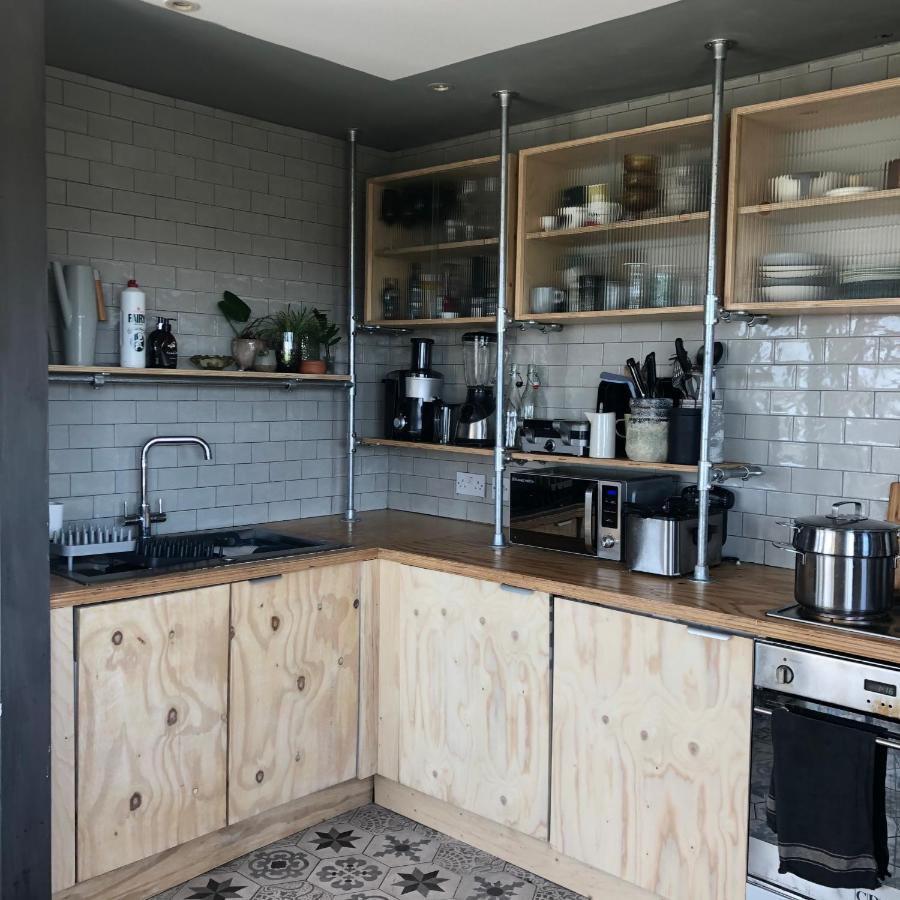 3 Bedroom Penthouse *