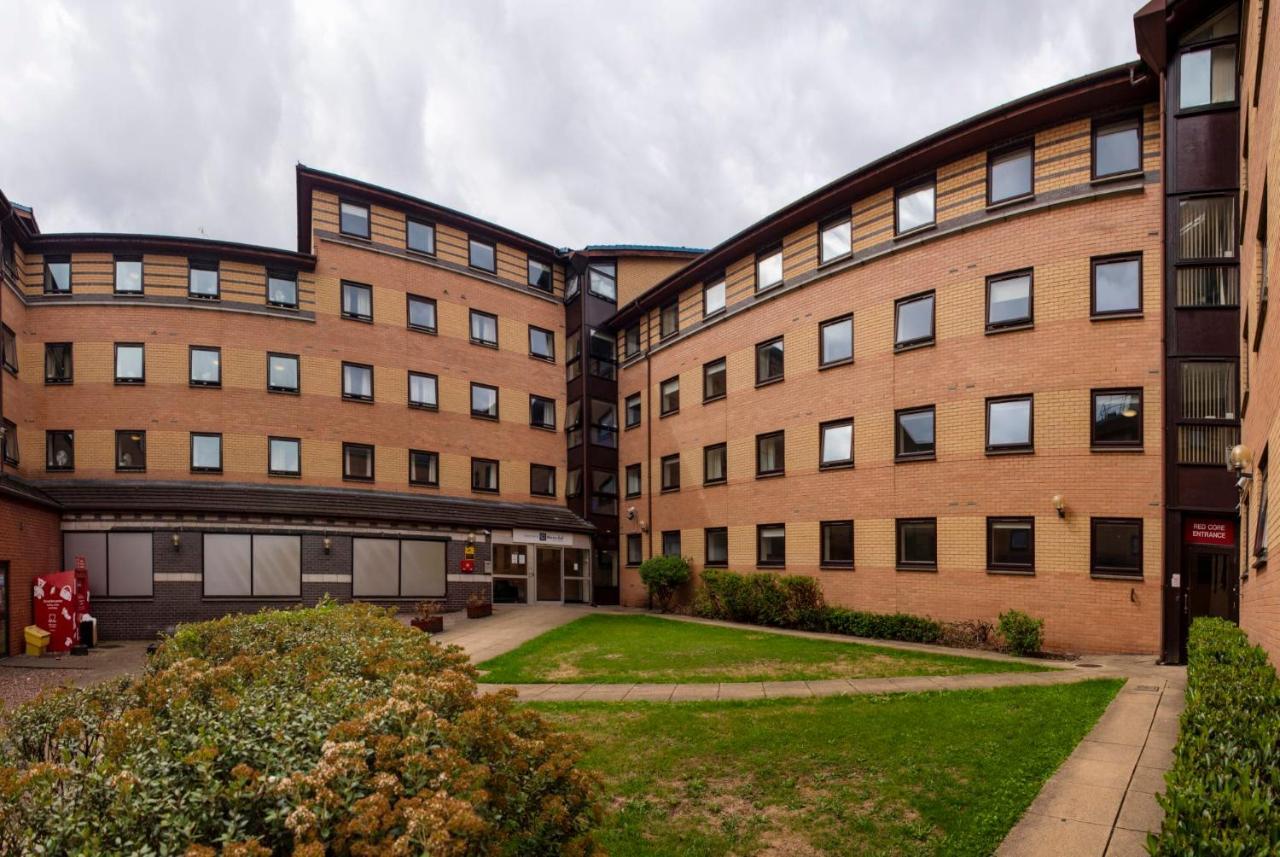Ensuite Bedrooms With Shared Kitchen At Weston Hall In Apartment Manchester