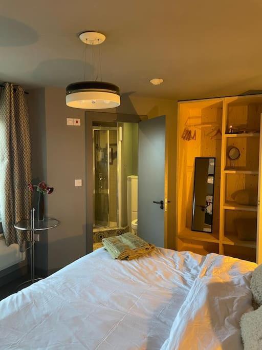 3 Bedroom Penthouse Appartement *