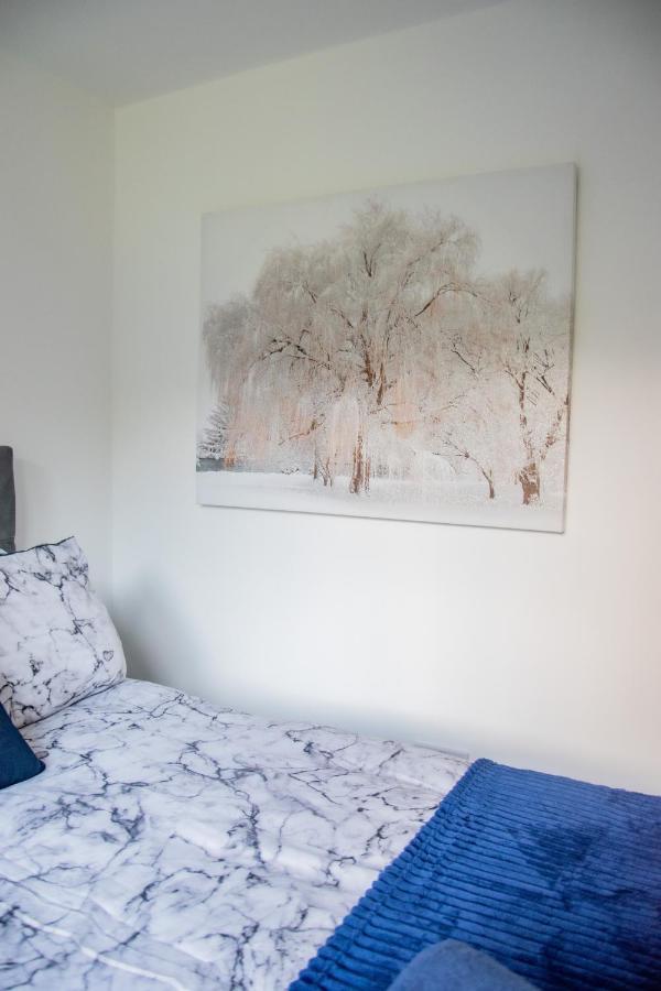 Vakantiehuis Bv Stylish Homely 3 Bedroom Close To Arena
