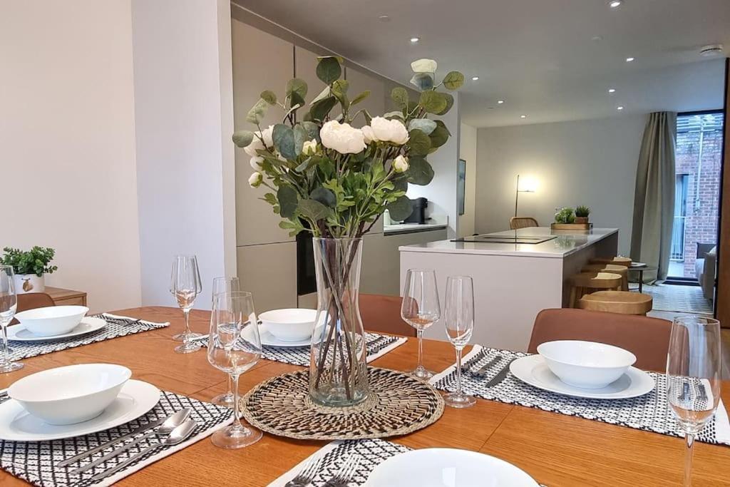 Stunning Luxury Townhouse In Centre Of Manchester