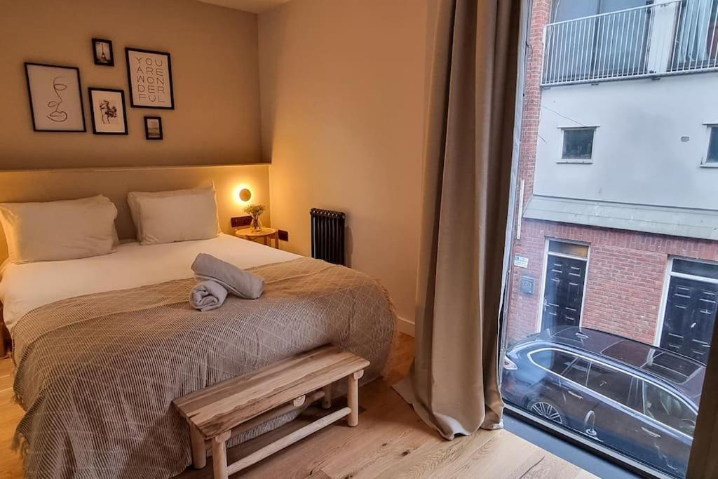 Stunning Luxury Townhouse In Centre Of