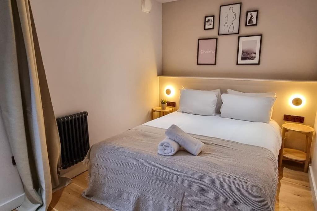 Stunning Luxury Townhouse In Centre Of