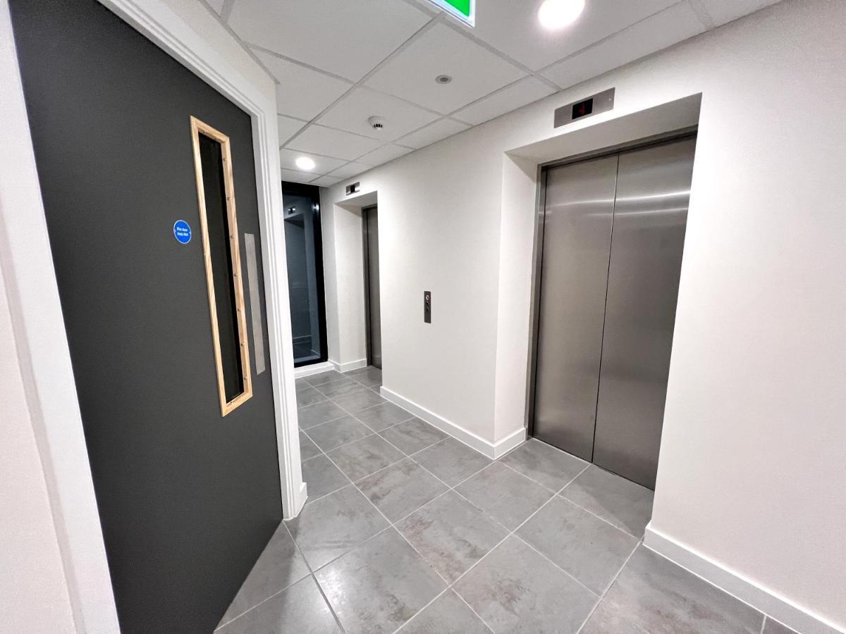 Appartement Affordable In Centre Close To Trafford *
