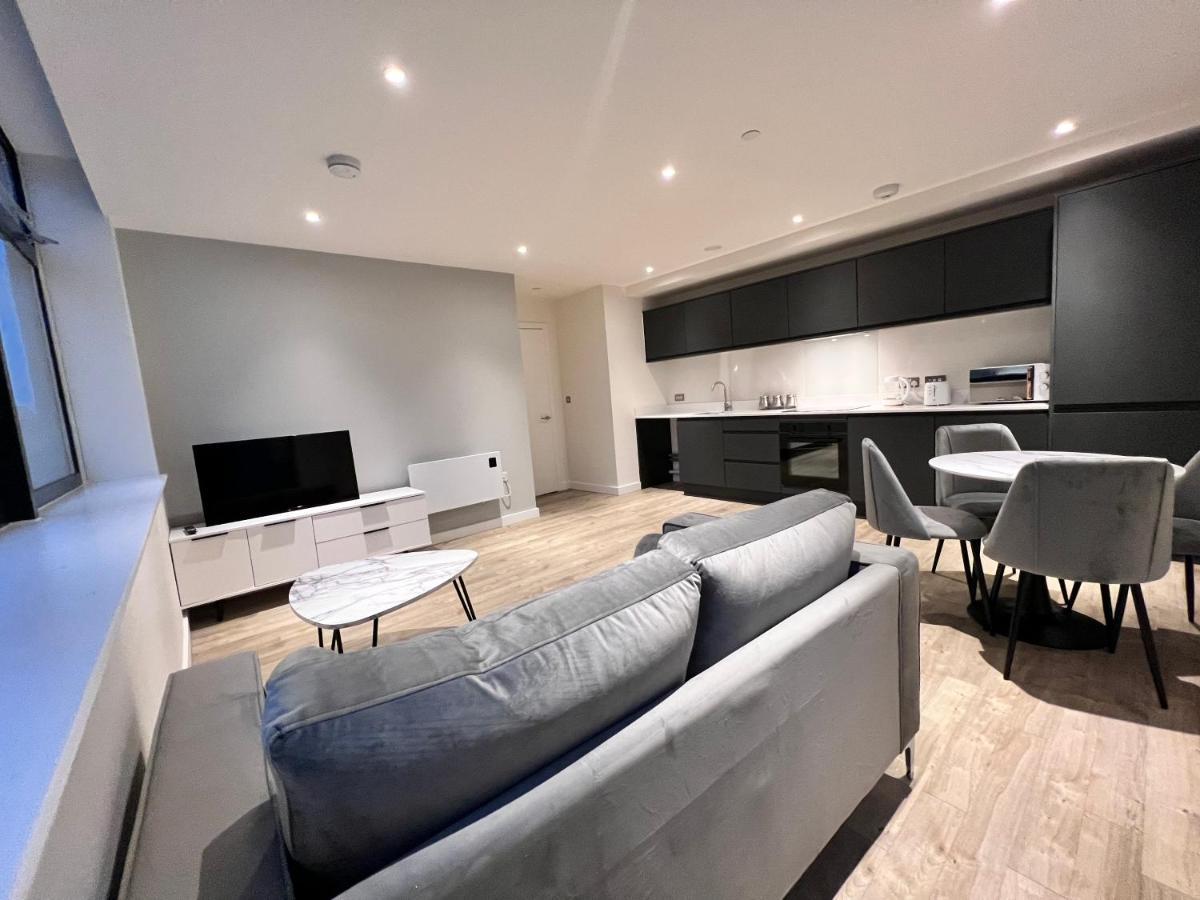 Affordable In Centre Close To Trafford * Manchester