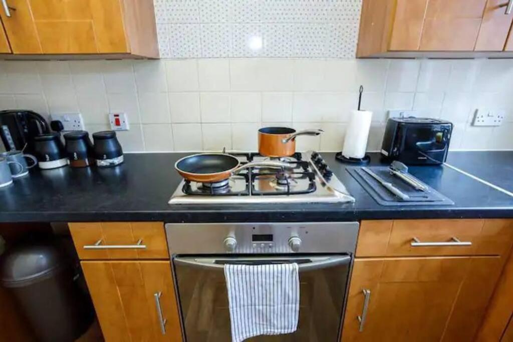 Apartment *new*quiet Apt 13min To Ao Arena,free Parking Manchester