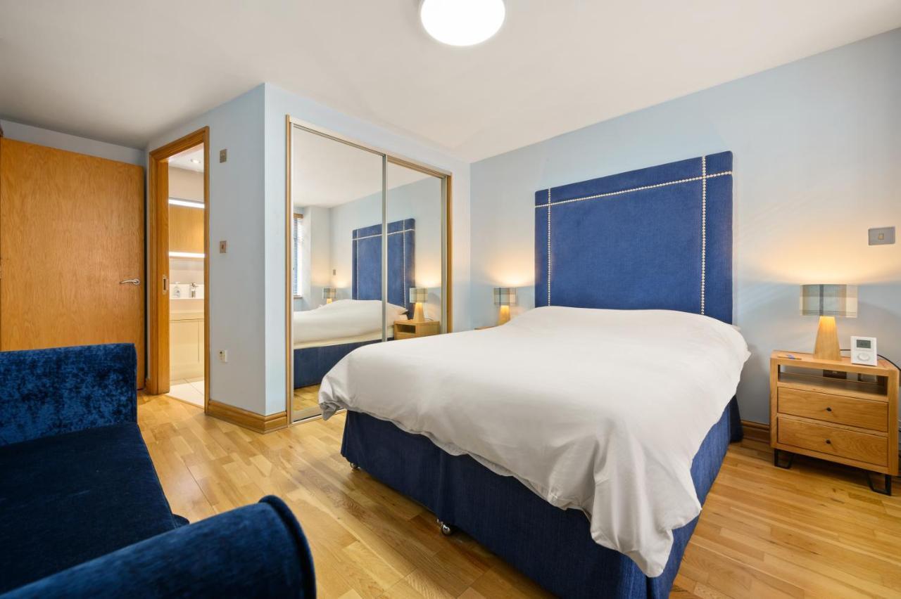 Appartement Lovely 2 Double Bedroom Flat With Patio *