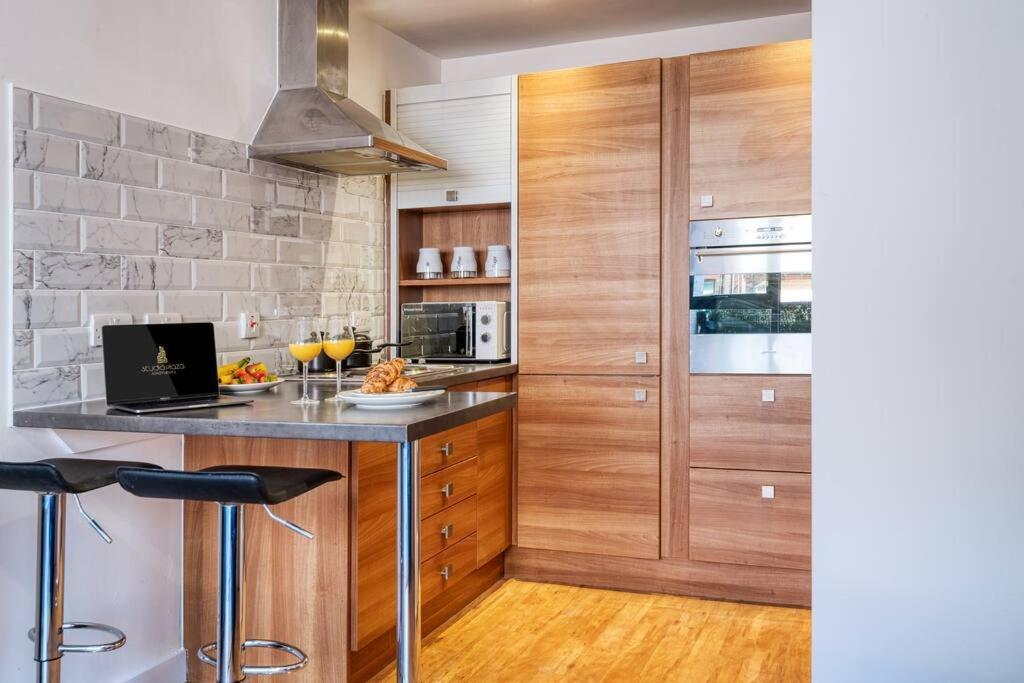 Apartment City Centre - Ideal For Longer *