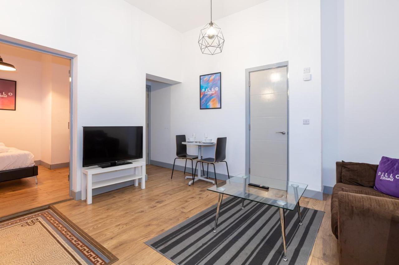 Apartment Pillo Serviced - Salford Manchester